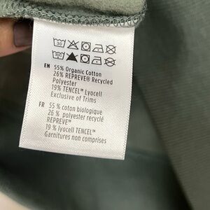 NEW EMERALD EDGE HOODIE SIZE: S